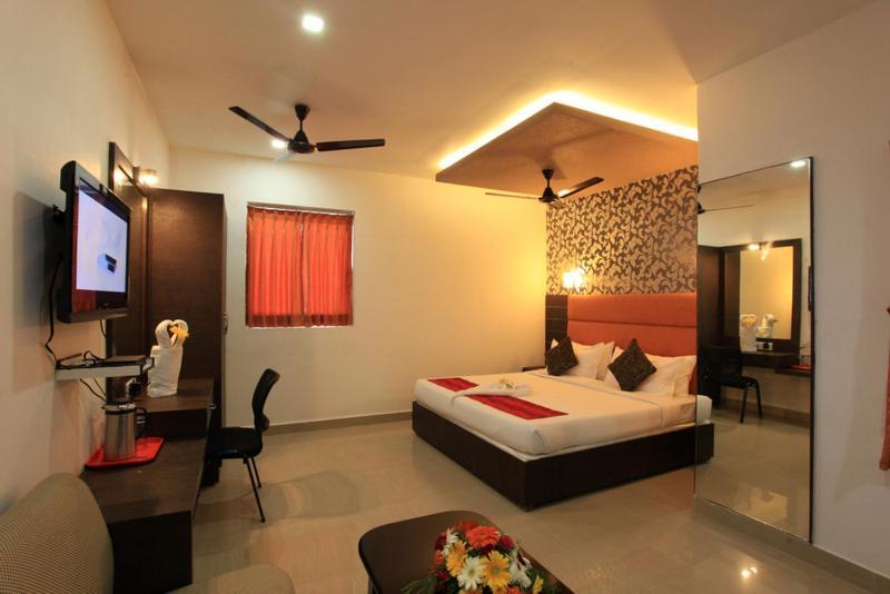 Hotel Sai International Chennai Bagian luar foto
